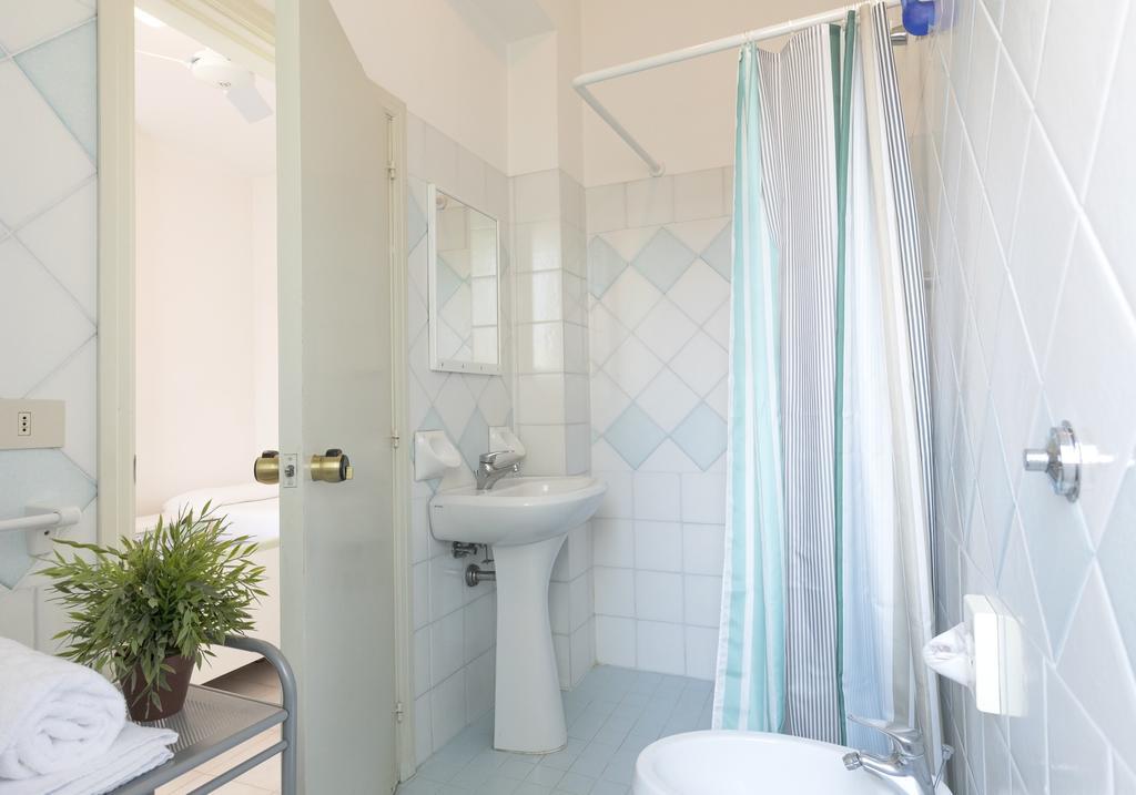 Hotel Dinarica Marotta Εξωτερικό φωτογραφία